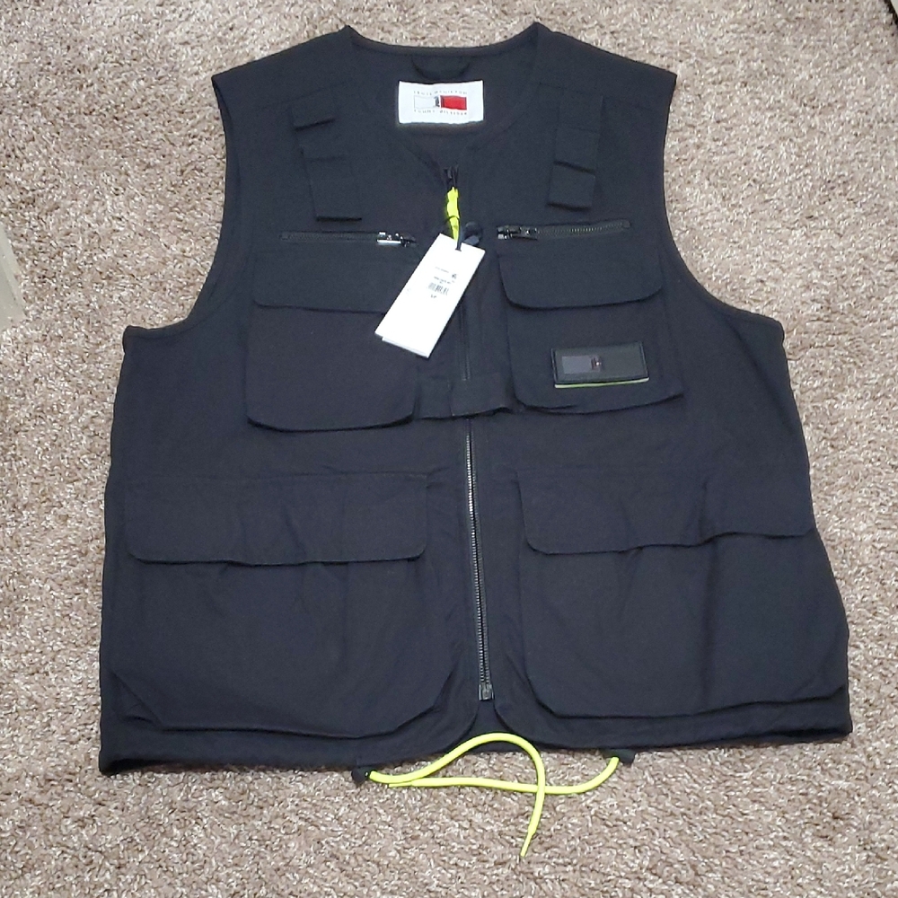 Tommy Hilfiger X Lewis Hamilton Utility Black Vest